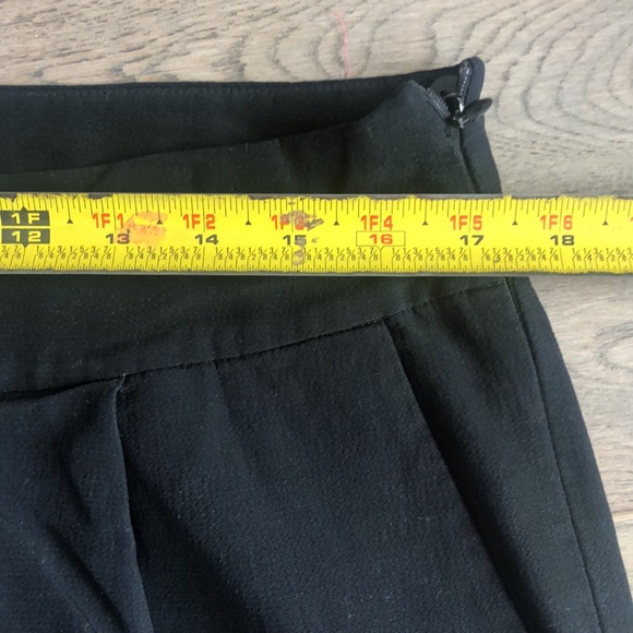 Eileen Fisher Pleated Black Effortless Pants - Picture 5 of 8